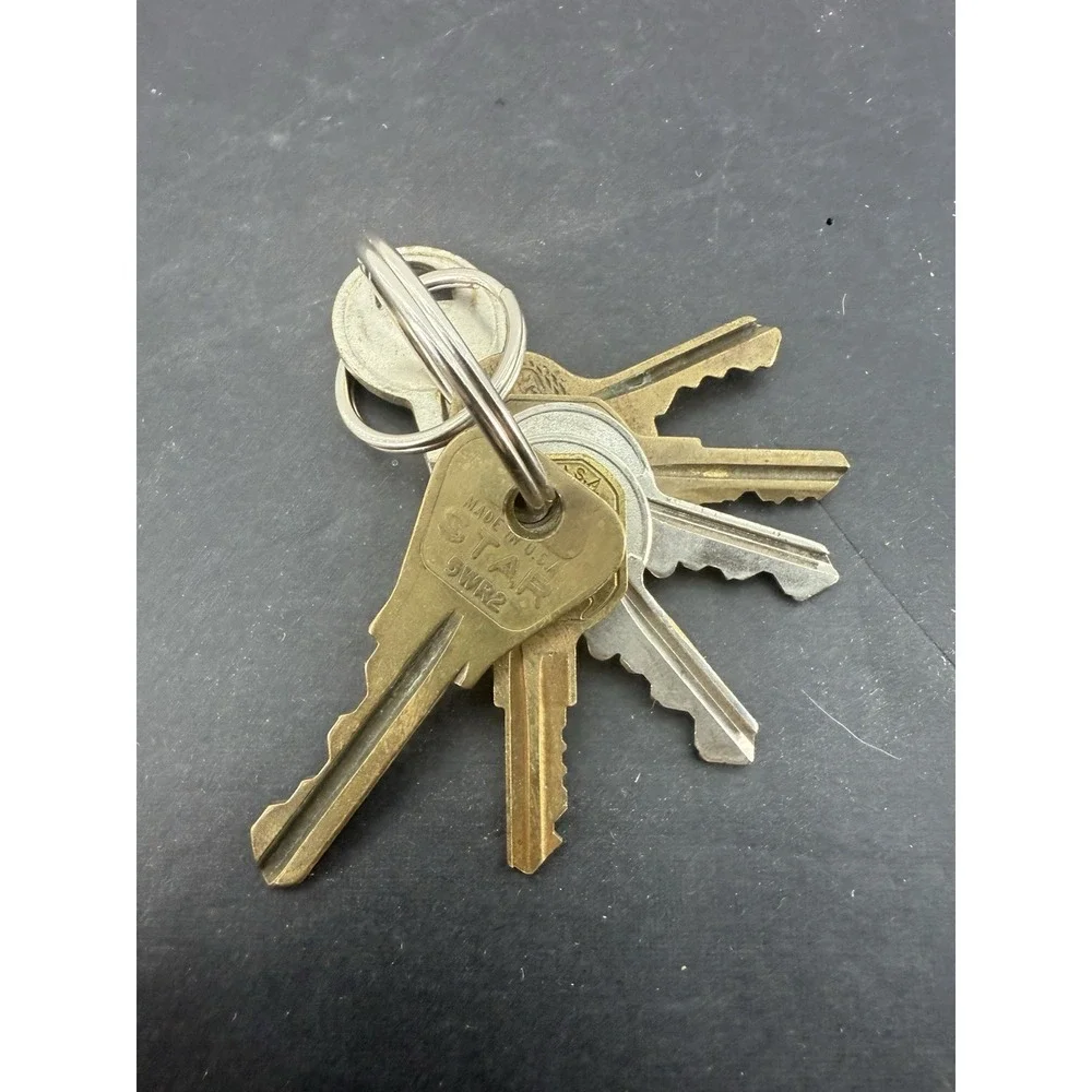 Vintage Deco Master And More Keys On Keychain